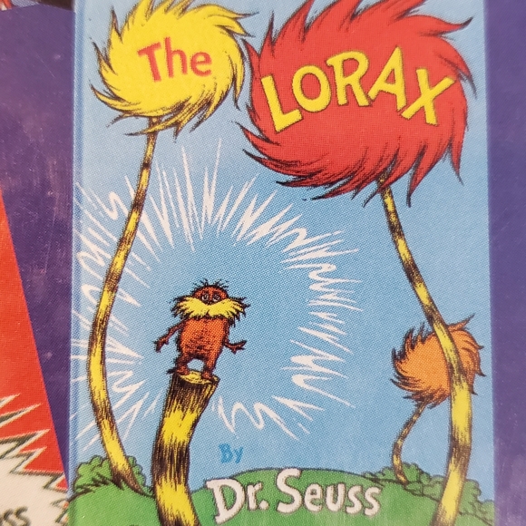 Six by Seuss - A Treasury of Dr Seuss Classics - Hardcover - Picture 13 of 16